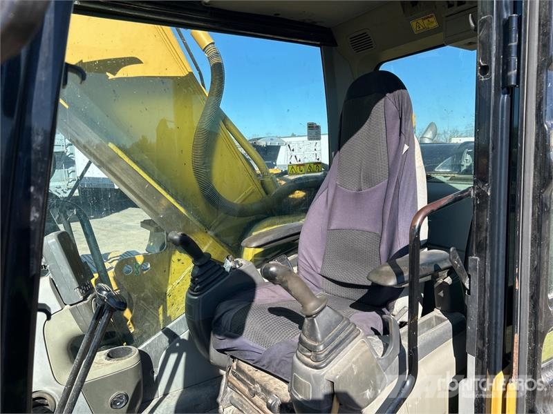 CAT 330D L Tracked Excavator Gravemaskiner på larvebånd