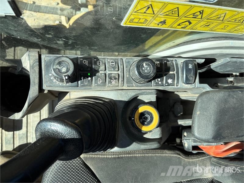 CAT 336 Tracked Excavator Pelle sur chenilles