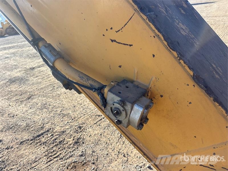CAT 336E L Kāpurķēžu ekskavatori