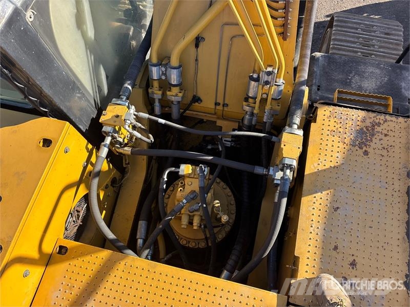 CAT 336E L Kāpurķēžu ekskavatori
