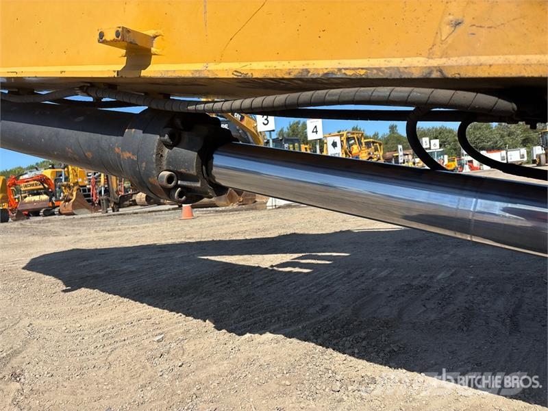 CAT 336E L H Koparki gąsienicowe