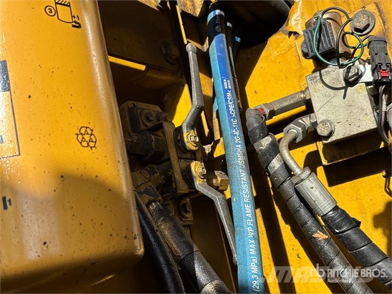 CAT 345D L Tracked Excavator Rupsgraafmachines
