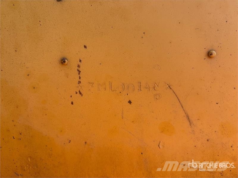 CAT 350L حفارات زحافة