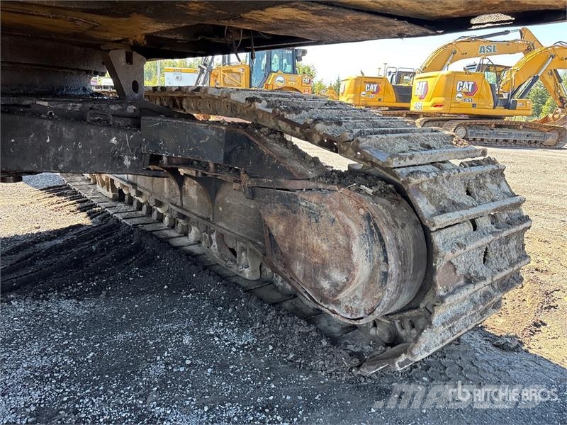 CAT 350L حفارات زحافة