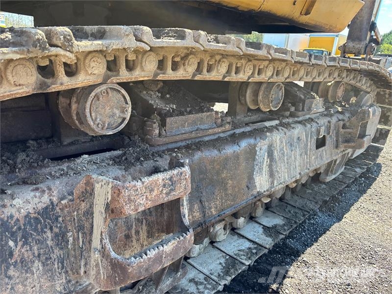 CAT 350L حفارات زحافة