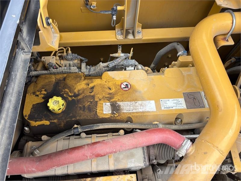 CAT 352F Escavatori cingolati