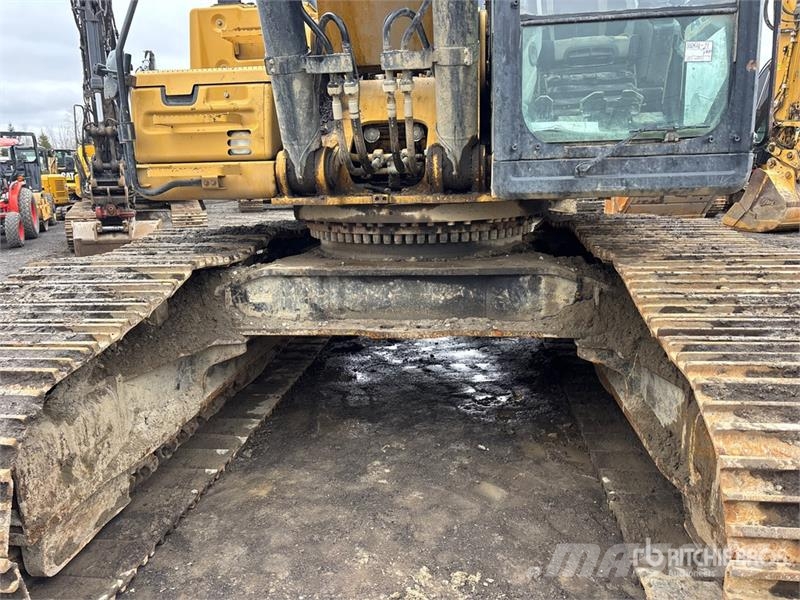 CAT 352F Escavatori cingolati