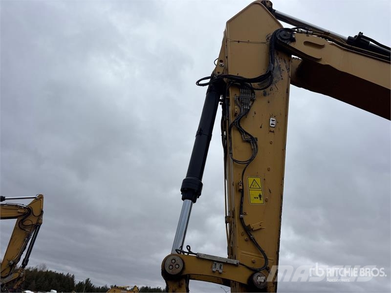 CAT 352F Escavatori cingolati