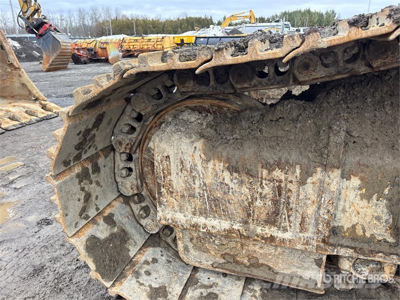 CAT 352FLRE Tracked Excavator Crawler excavators