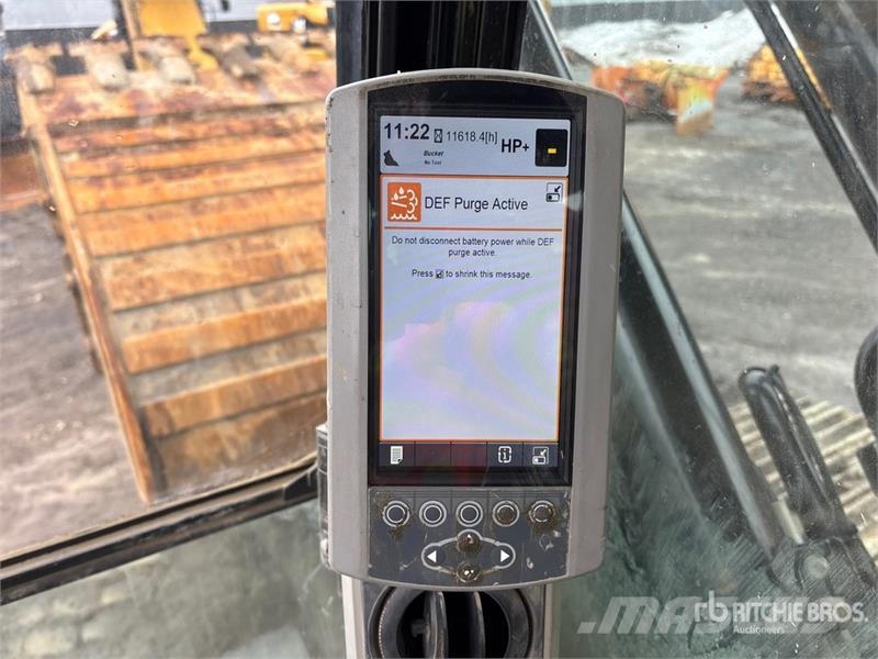 CAT 352FLRE Tracked Excavator Crawler excavators