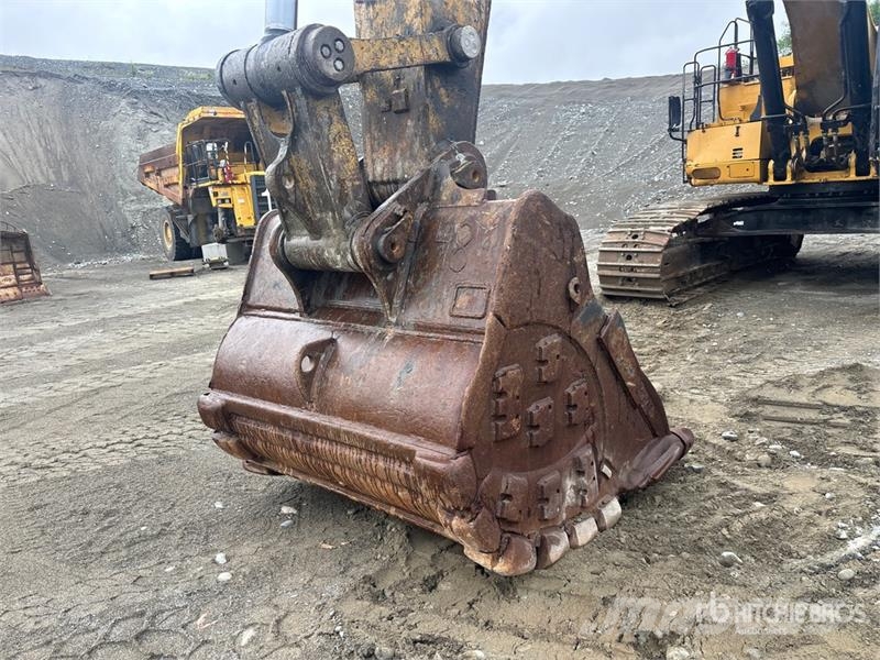 CAT 374FL Tracked Excavator Pelle sur chenilles