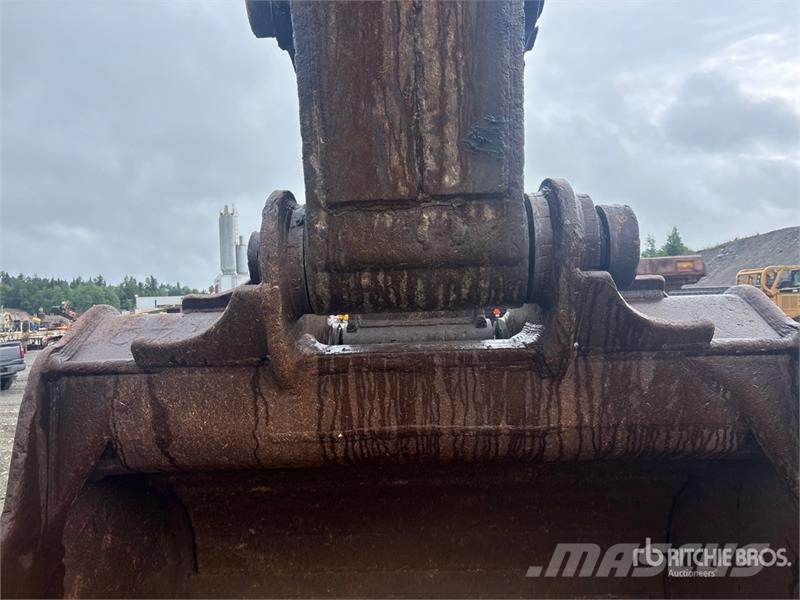 CAT 374FL Tracked Excavator Pelle sur chenilles