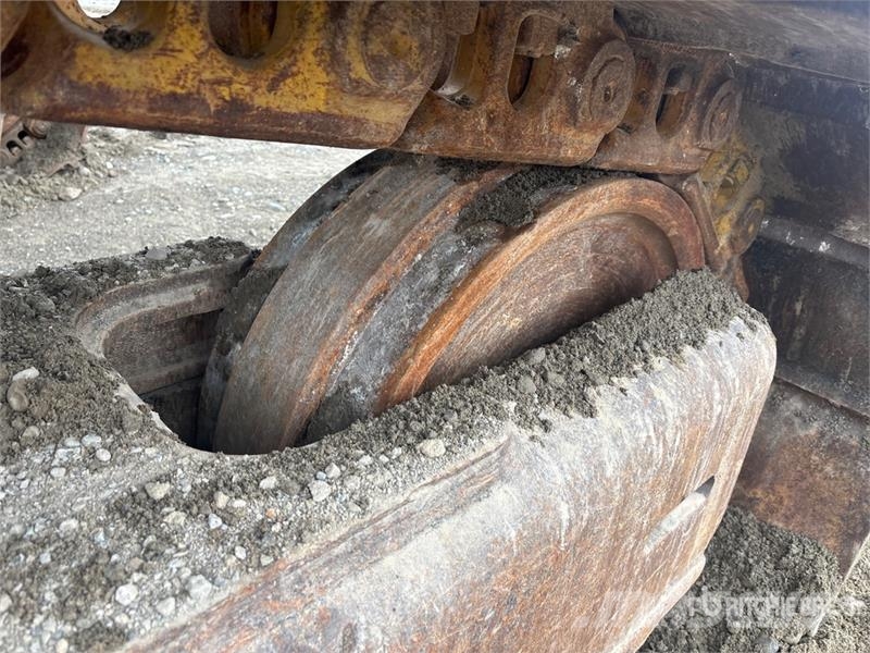 CAT 374FL Tracked Excavator Pelle sur chenilles