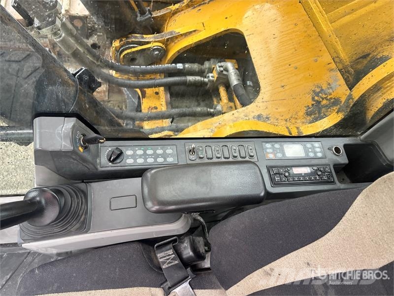 CAT 374FL Tracked Excavator Pelle sur chenilles