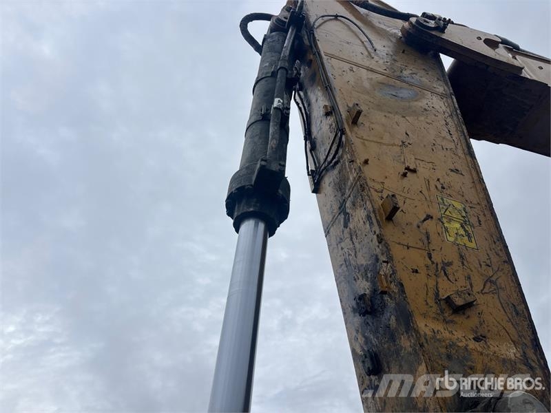 CAT 374FL Tracked Excavator Pelle sur chenilles