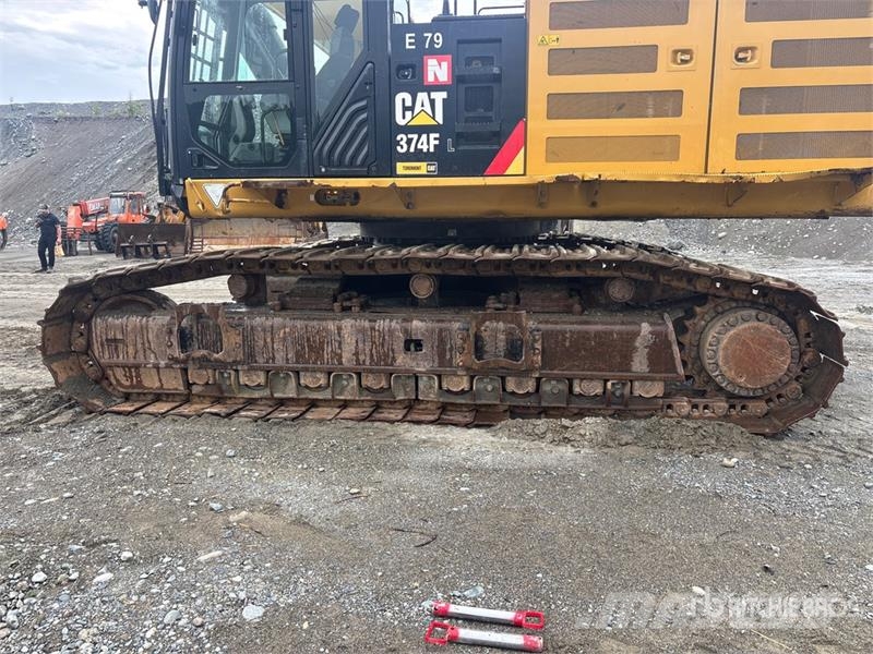 CAT 374FL Tracked Excavator Pelle sur chenilles
