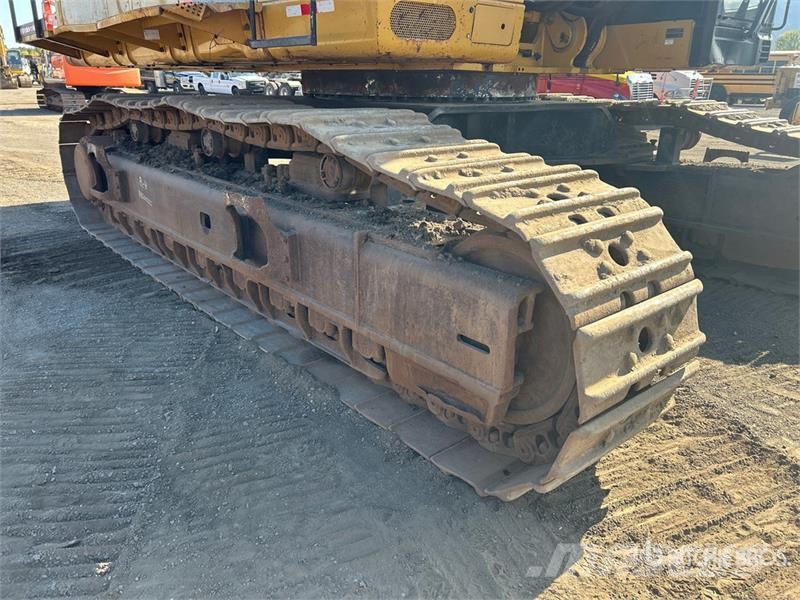 CAT 390FL Tracked Excavator Gravemaskiner på larvebånd