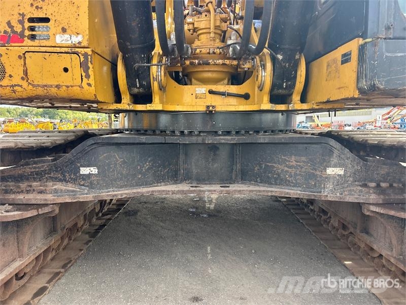 CAT 390FL Tracked Excavator Raupenbagger