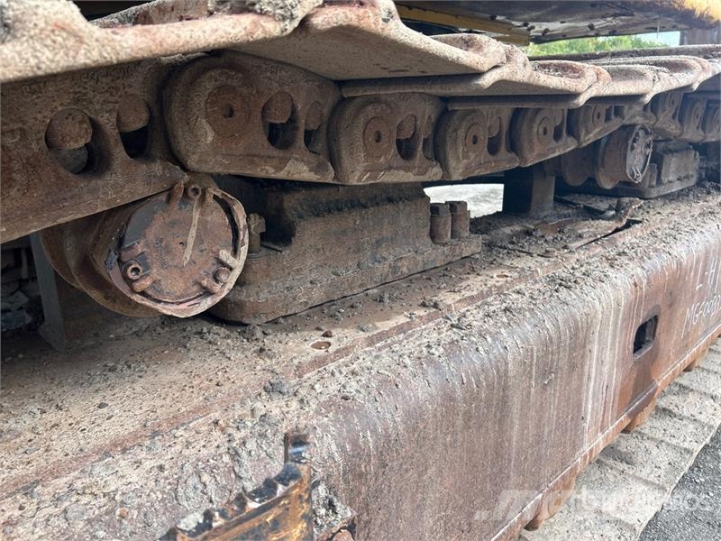 CAT 390FL Tracked Excavator Raupenbagger
