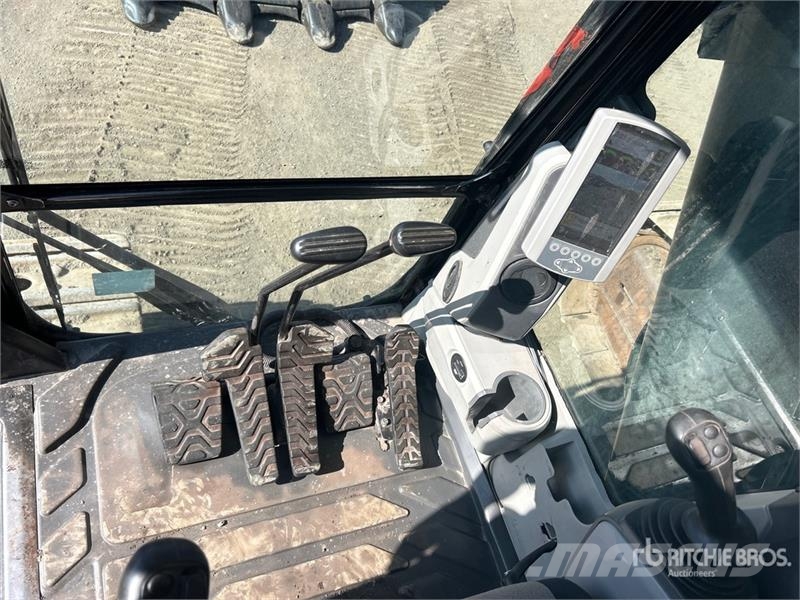 CAT 390FL Tracked Excavator Gravemaskiner på larvebånd