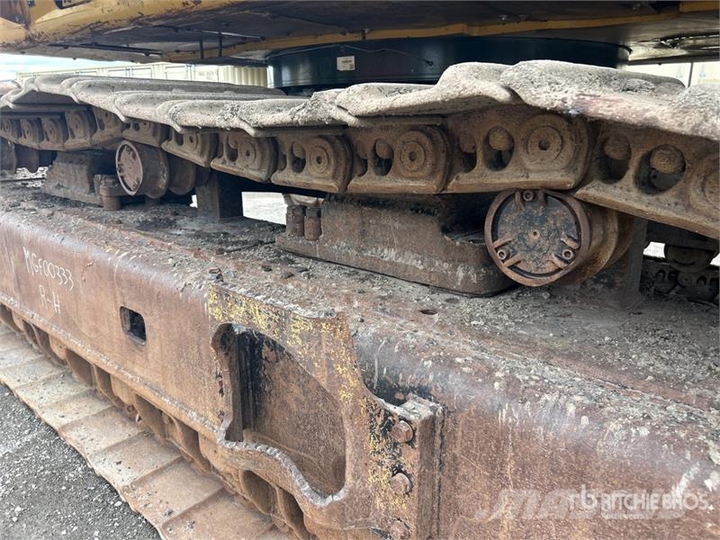 CAT 390FL Tracked Excavator Raupenbagger
