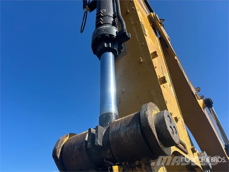 CAT 390FL Tracked Excavator Gravemaskiner på larvebånd