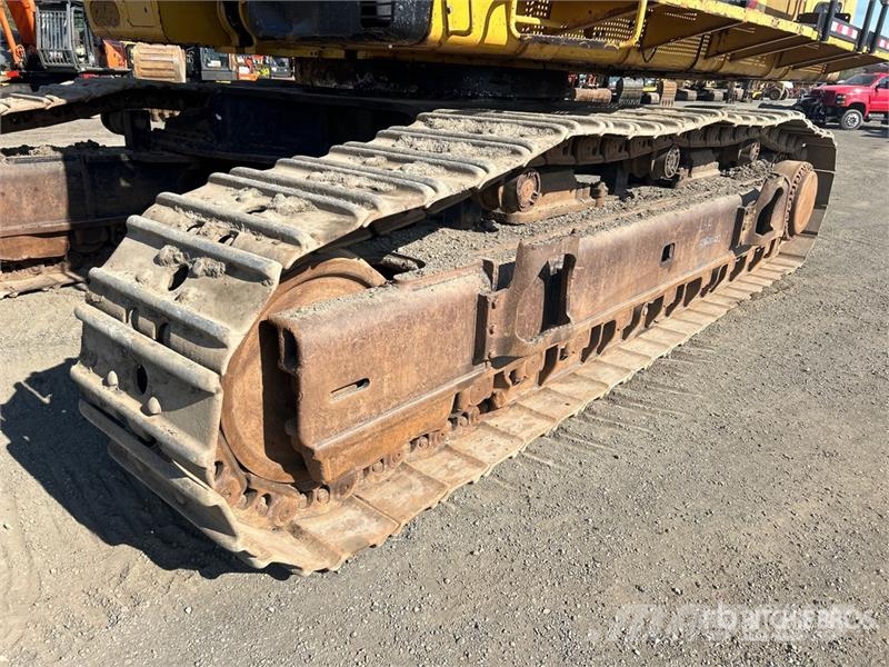 CAT 390FL Tracked Excavator Gravemaskiner på larvebånd