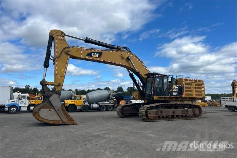 CAT 390FL Tracked Excavator Raupenbagger