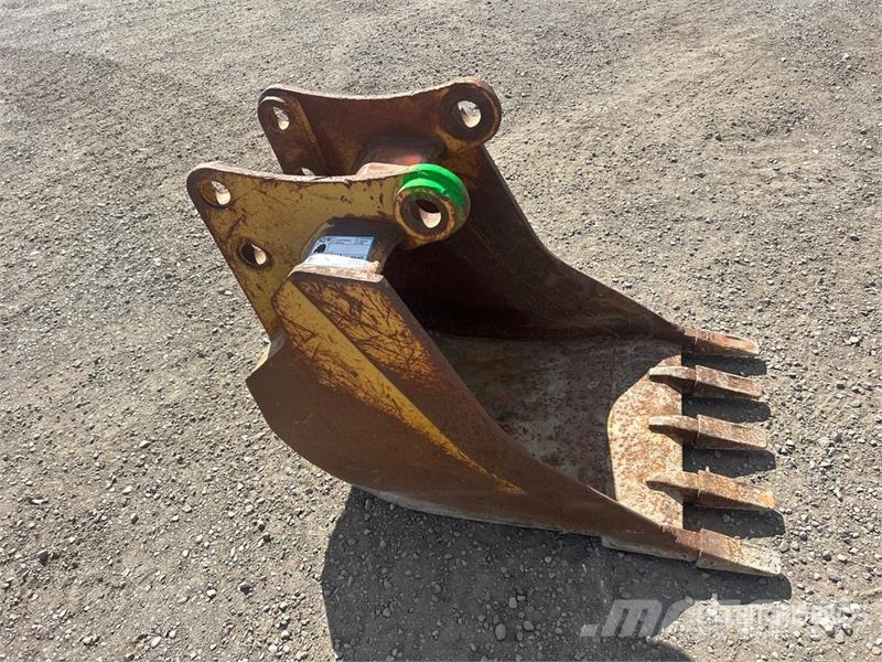 CAT 416 24 in Backhoe Rear Bucket Kovalar