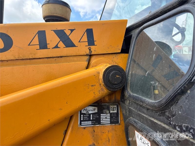 CAT 416E Екскаватори-навантажувачі