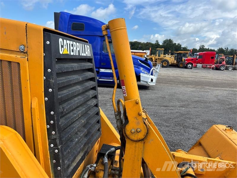 CAT 416E Екскаватори-навантажувачі