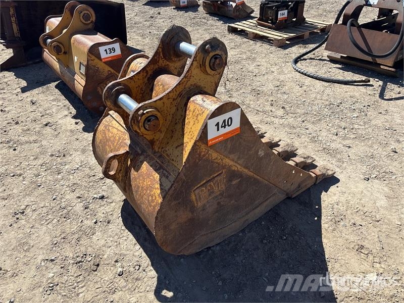 CAT 42 in Digging Excavator Bucket Schaufeln