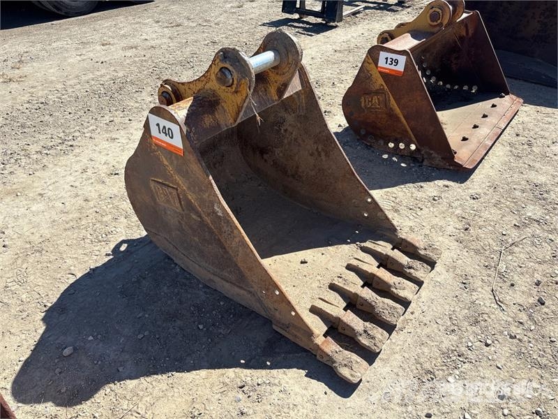 CAT 42 in Digging Excavator Bucket Schaufeln