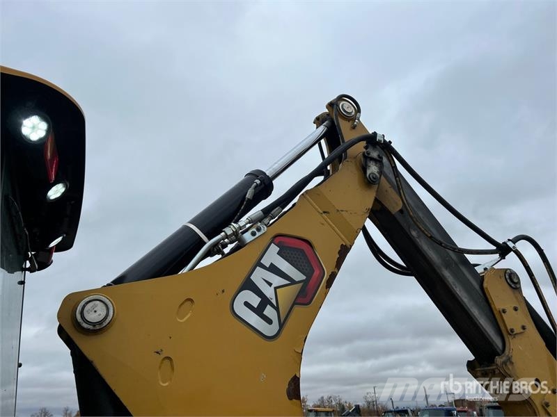 CAT 420 Rovokopači