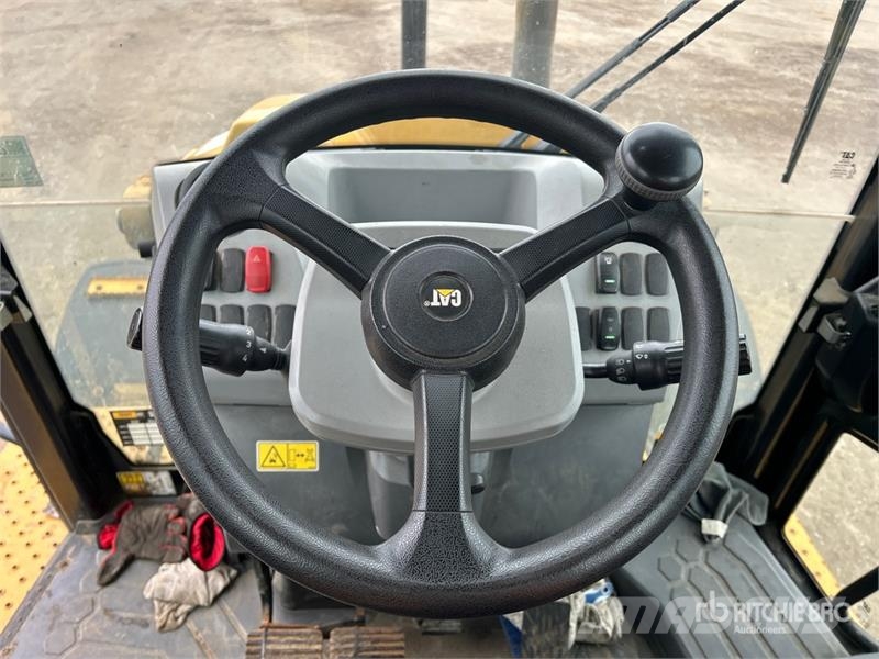 CAT 420 Rovokopači