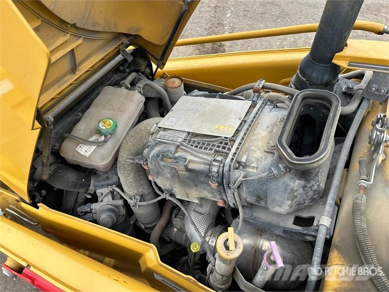 CAT 420 Rovokopači