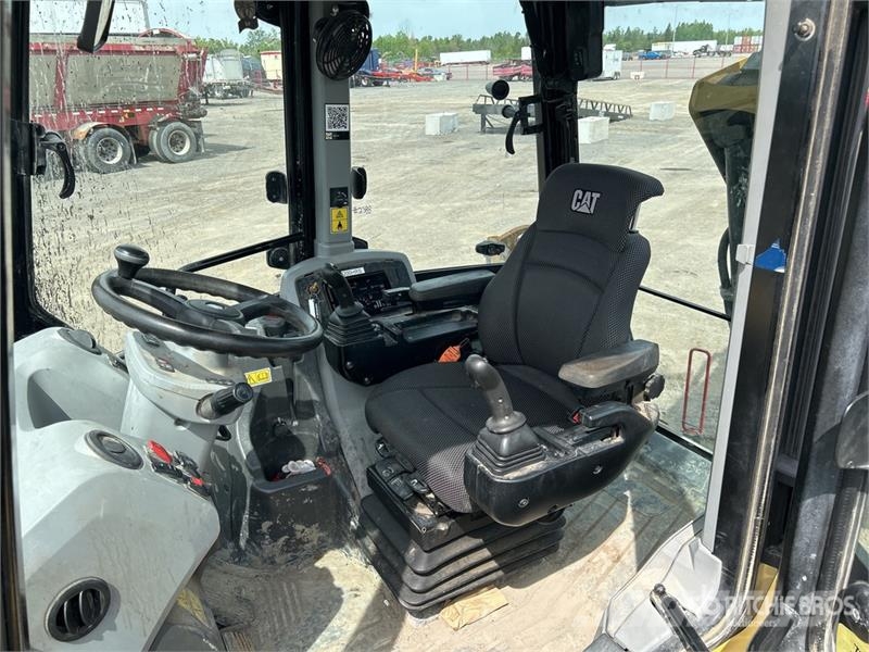 CAT 420 XE Utovarni rovokopači