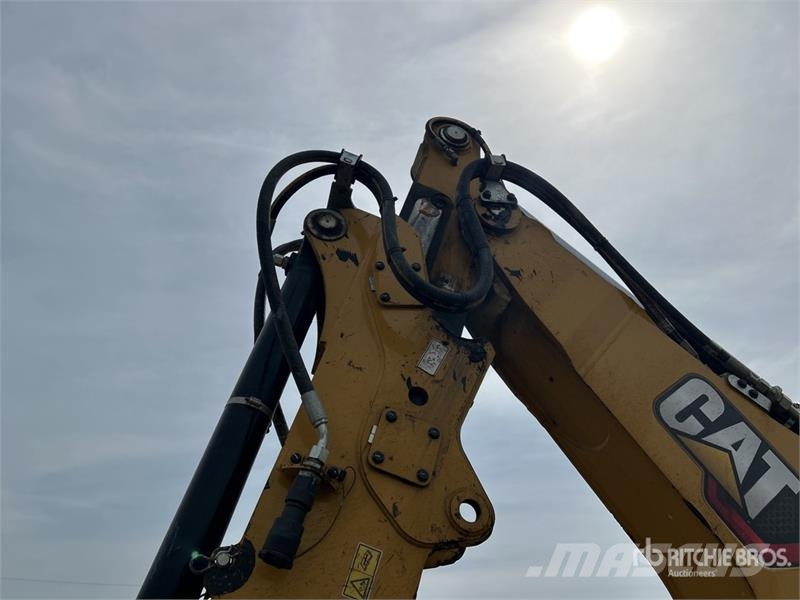 CAT 420 XE Utovarni rovokopači