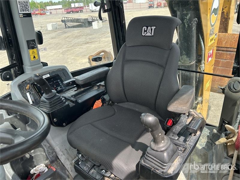 CAT 420 XE Ekskavatori-iekrāvēji