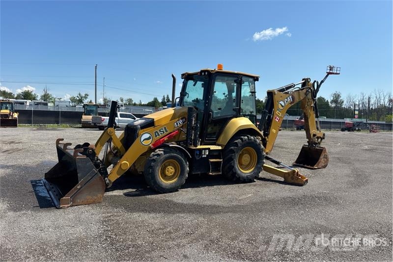CAT 420 XE Ekskavatori-iekrāvēji
