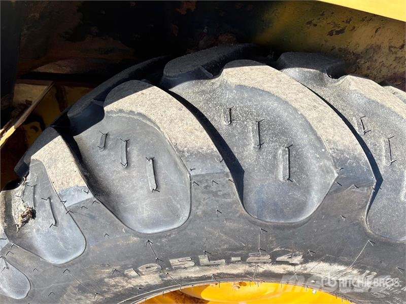 CAT 420D TLB's