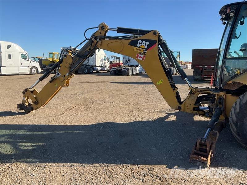 CAT 420E IT لوادر ذات جرافات عكسية