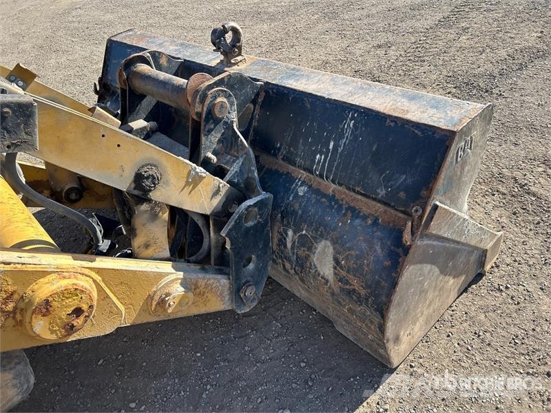 CAT 420E IT لوادر ذات جرافات عكسية