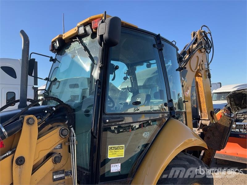 CAT 420E IT لوادر ذات جرافات عكسية