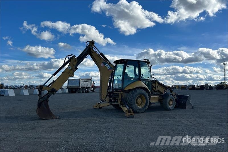 CAT 420E IT لوادر ذات جرافات عكسية