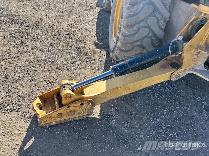 CAT 420E IT لوادر ذات جرافات عكسية