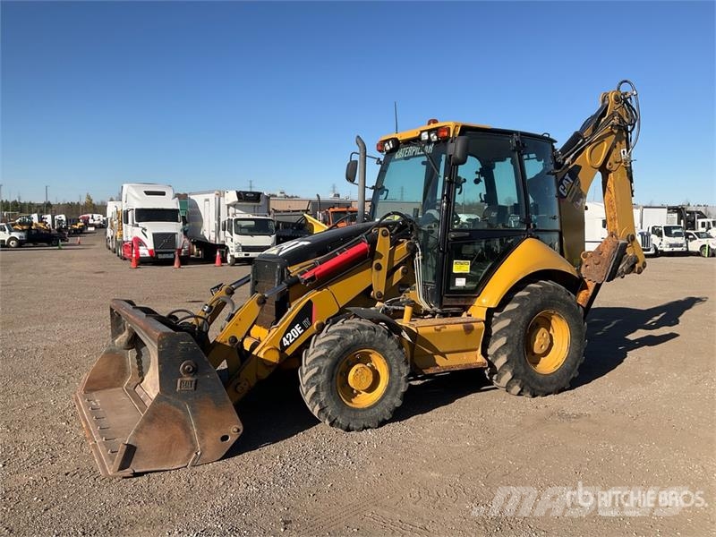CAT 420E IT لوادر ذات جرافات عكسية