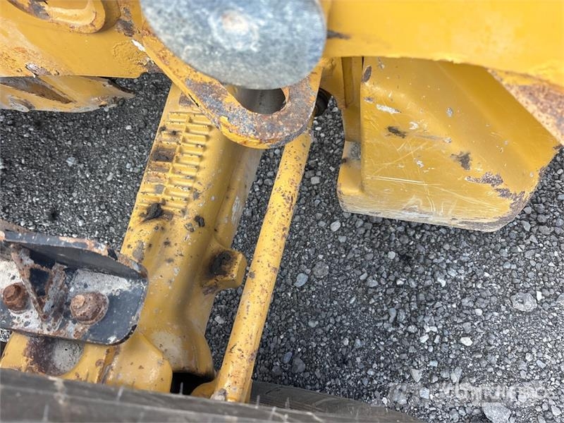 CAT 420F2 IT 4x4 Backhoe Loader Kotrórakodók