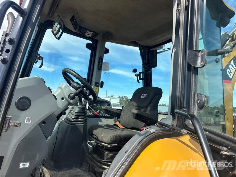 CAT 420F2 IT 4x4 Backhoe Loader Kotrórakodók