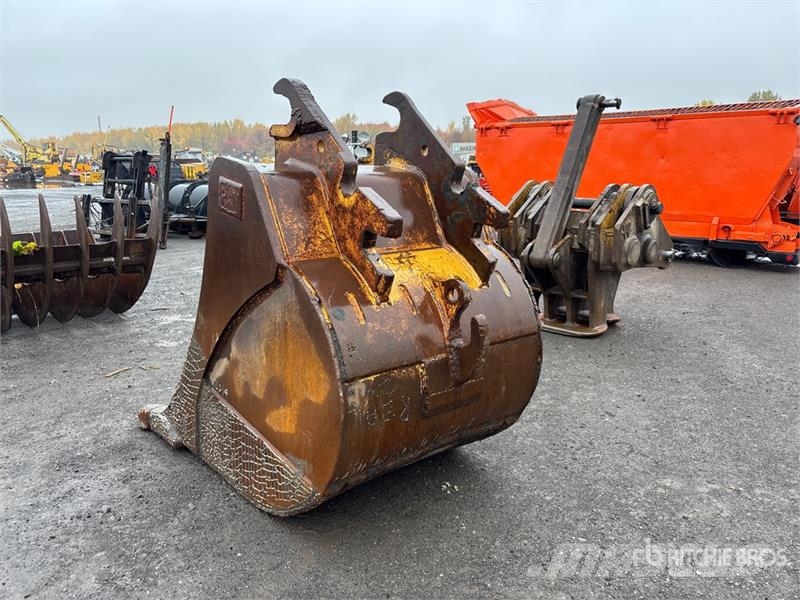 CAT 46 in Q/C Cleanup Excavator Bucket Kopad